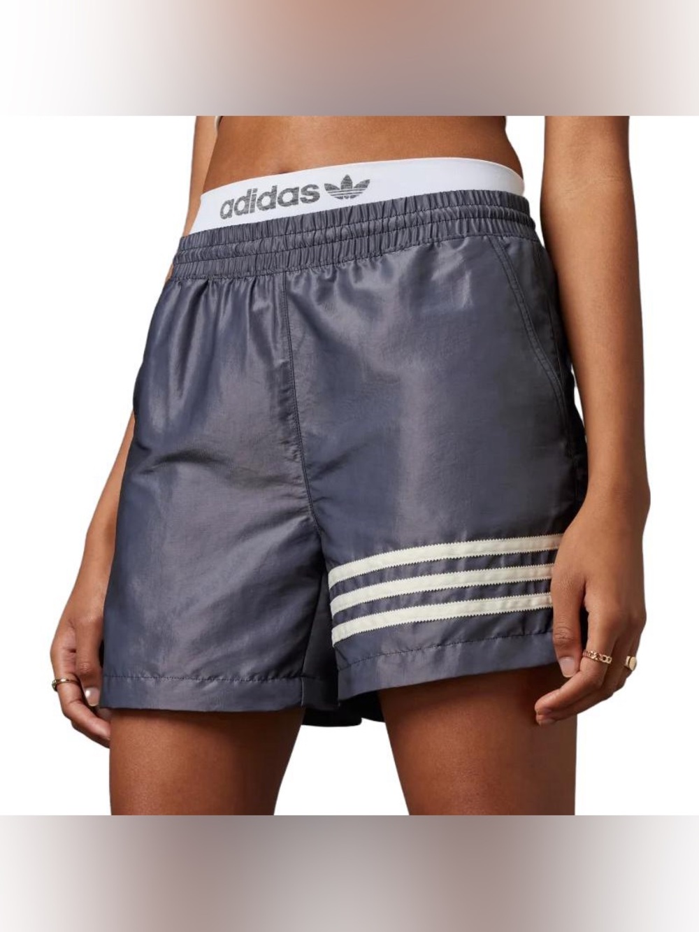 adidas Adicolor Neuclassics Women’s Shorts Charcoal Grey White IC5421